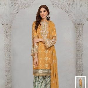 Maria B three-piece suit